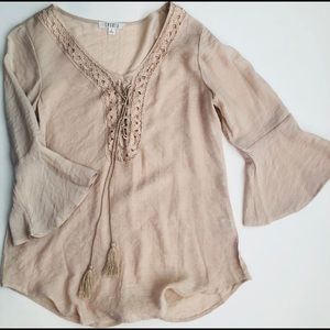 Peasant off white top